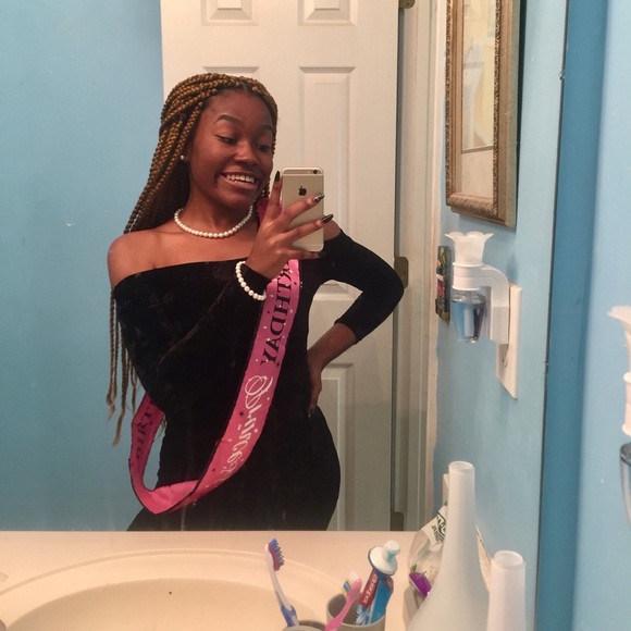 Meet your Posher, Jaleiyah - Picture 4 of 5